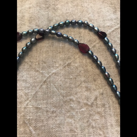 Velvet Handbag with Pearls - NWOT - Picture 3 of 4